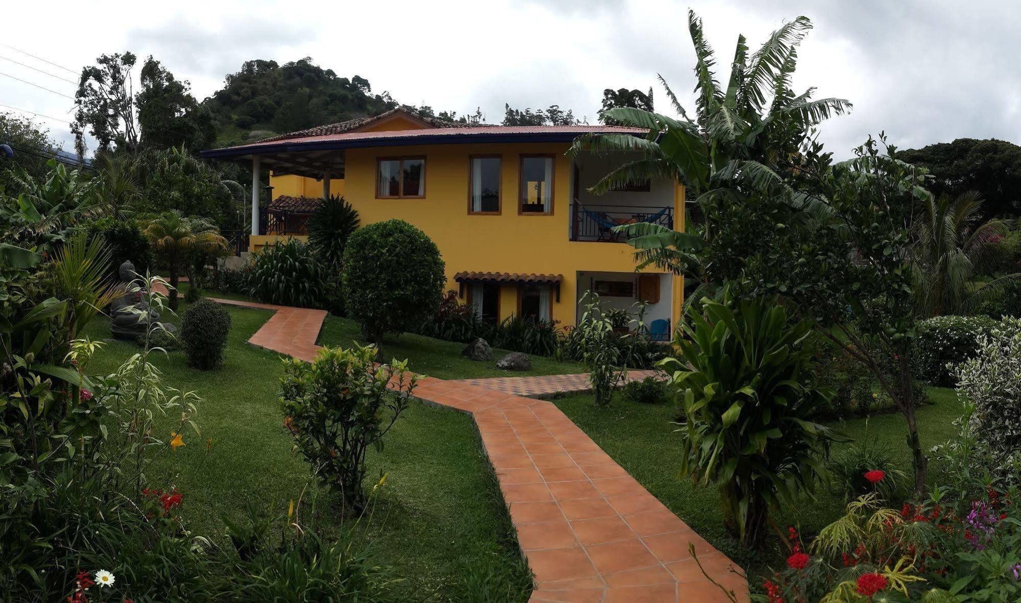 Hotel Isla Verde Boquete Exteriör bild